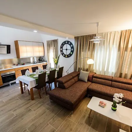 Vesna In 公寓 扎达尔