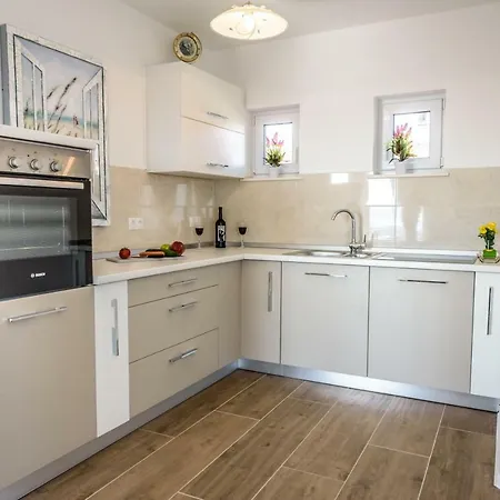 Vesna In 公寓 扎达尔